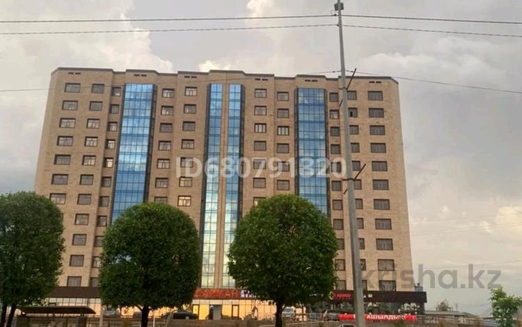 2-комнатная квартира · 64 м² · 12/12 этаж, Мкр. Туран за 150 000 ₸ в Шымкенте — фото 4