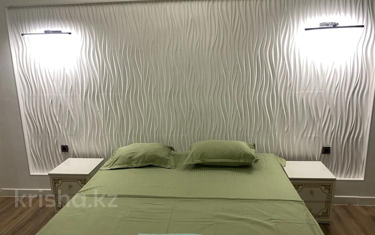 2-комнатная квартира · 86 м² · 8/11 этаж, 19-й мкр 35 за 2 000 〒 в Актау — фото 2