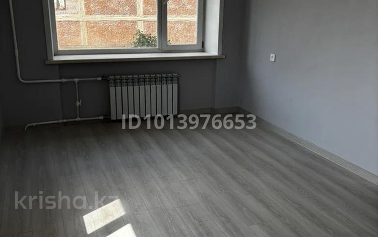 1-комнатная квартира · 30.5 м² · 2/5 этаж, Кизатова 2 за 12.2 млн ₸ в Петропавловске — фото 2