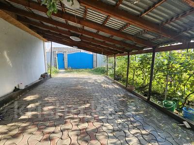 Отдельный дом · 3 комнаты · 80 м² · 8 сот., Сат за 100 000 ₸ в Каргалы (п. Фабричный)