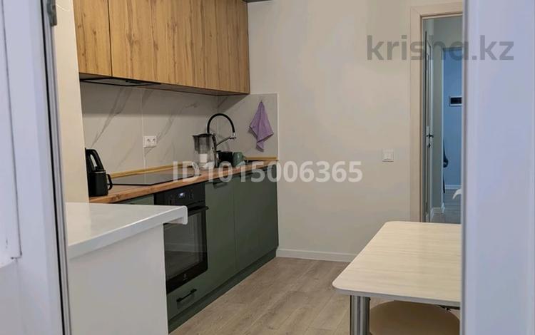 2-бөлмелі пәтер · 65 м² · 3/7 қабат, А 98 8 — Байтурсынова, бағасы: 36 млн ₸ в Астане, Алматы р-н — фото 2