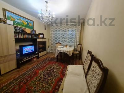 3-комнатная квартира, 60 м², 2/5 этаж, Аксай 3 за 36 млн 〒 в Алматы, Ауэзовский р-н