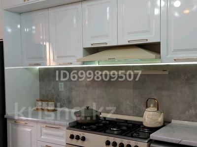 2-бөлмелі пәтер · 93 м² · 5/7 қабат, Асем тауыс 5-19б 67, бағасы: 30 млн ₸ в Жанаозен