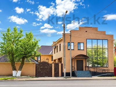 Жеке үй · 5 бөлме · 220 м² · 12 жүзд., Тайманова 230, бағасы: 250 млн ₸ в Уральске