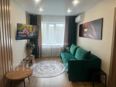 2-бөлмелі пәтер · 45 м² · 3/4 қабат, Жаңа қала ш/а., Бухар Жырау 72 — 45 квартал, бағасы: 20 000 ₸ в Караганде, Казыбек би р-н