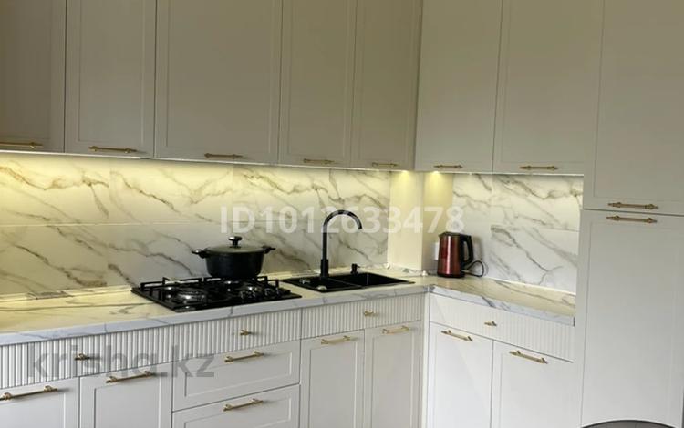 3-бөлмелі пәтер · 70 м² · 4/5 қабат, 3мкр 9а — Рядом с Айжан садиком, бағасы: 30 млн ₸ в Есик — фото 2