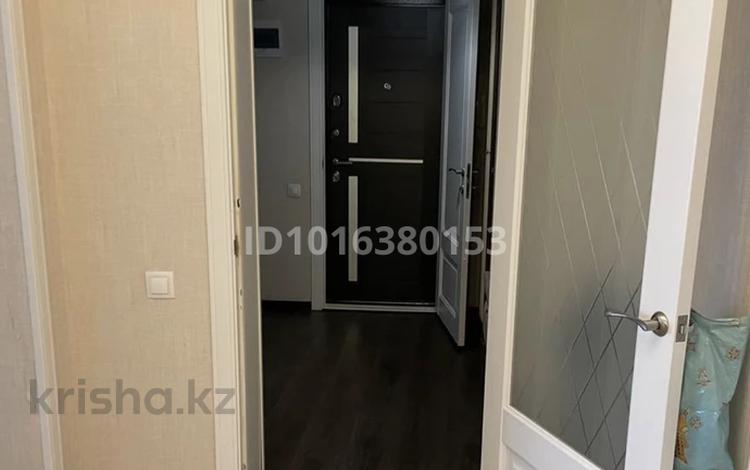 5-комнатная квартира · 100 м² · 8/9 этаж, мкр Юго-Восток, 27й микрорайон за 40 млн ₸ в Караганде, Казыбек би р-н — фото 3