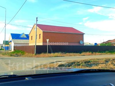Жеке үй · 6 бөлме · 280 м² · 280 жүзд., Есбай куйши, бағасы: 48 млн ₸ в Атырау, мкр Мирас