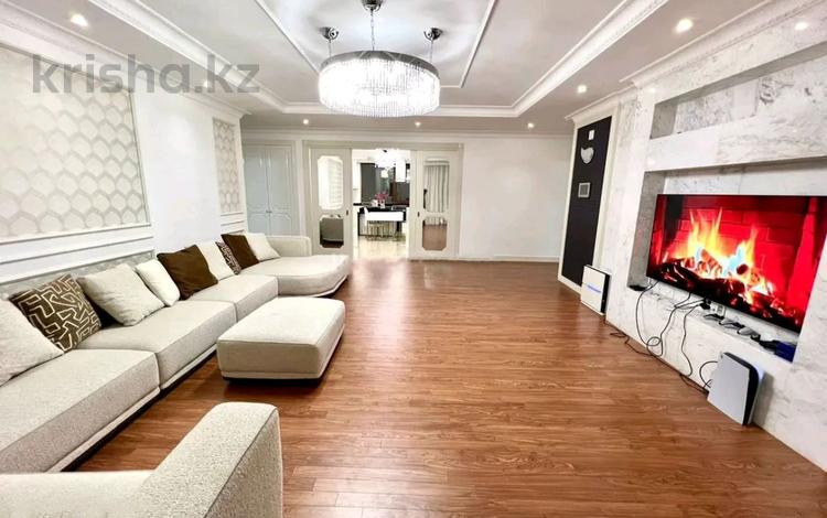 4-бөлмелі пәтер · 175 м² · 5 қабат, Кошкарбаева 8, бағасы: 138 млн ₸ в Астане, Сарайшык р-н — фото 2
