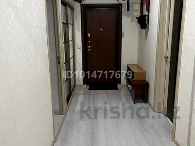 3-комнатная квартира · 72.8 м² · 1/5 этаж, Майкудук, Майкудук, мкр Голубые пруды 11 за 27 млн ₸ в Караганде, Алихана Бокейханова р-н