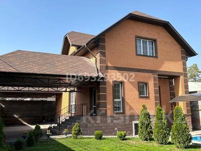 Отдельный дом • 4 комнаты • 245 м² • 6 сот., Саттарова за 235 млн 〒 в Алматы, Медеуский р-н