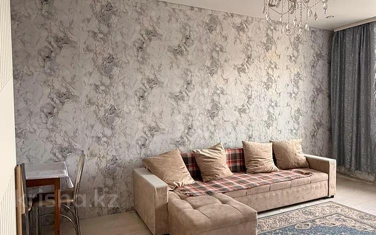 1-бөлмелі пәтер · 40 м² · 5/5 қабат, Абая 2, бағасы: 10 000 ₸ в Балхаше — фото 2