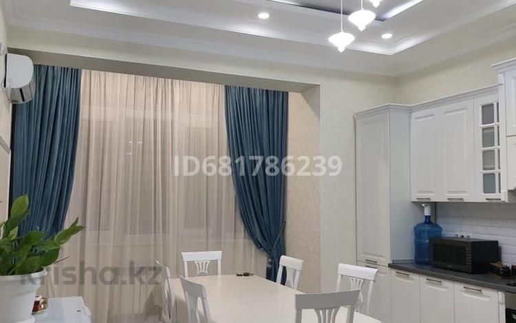 3-комнатная квартира · 120 м² · 6/6 этаж, 31-й мкр, 31 мкрн 13/1 за 35 млн 〒 в Актау — фото 2