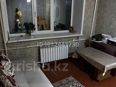 1-комнатная квартира · 30 м² · 5/5 этаж, мкр Новый Город, Нуркен абдирова 54 — Двор магазин серебристый за 11.5 млн ₸ в Караганде, Казыбек би р-н