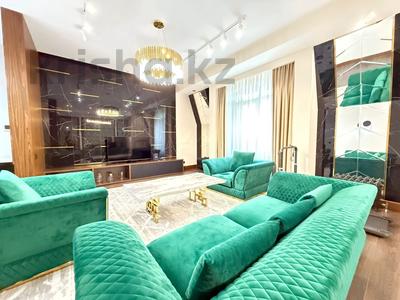 3-комнатная квартира · 173 м² · 7/8 этаж, мкр Комсомольский, Карашаш ана 16 за 248 млн 〒 в Астане, Есильский р-н