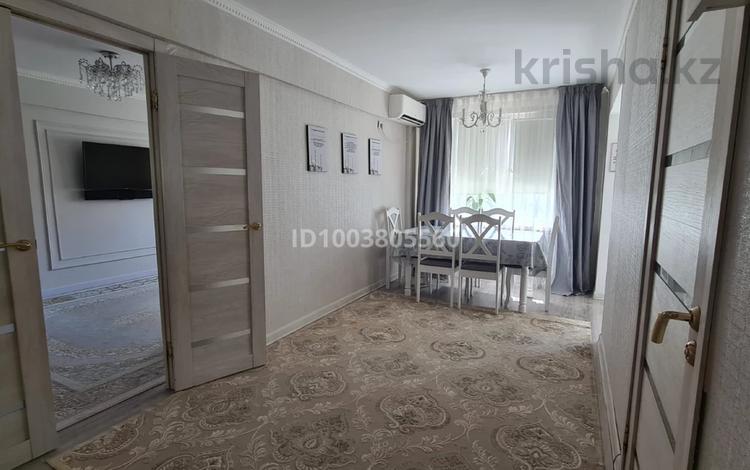 4-комнатная квартира · 60 м² · 3/5 этаж, Парк победы 41 за 220 000 ₸ в Атырау, мкр Авангард-3 — фото 2