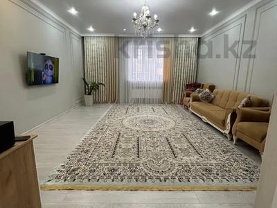 3-бөлмелі пәтер · 121.3 м² · 3/5 қабат, Алтын орда ш/а., бағасы: 37 млн ₸ в Актобе, мкр. Алтын орда
