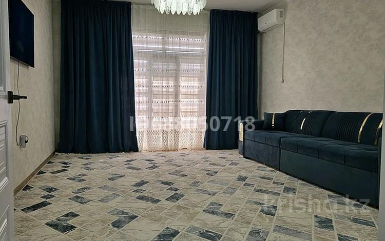 3-комнатная квартира · 98 м² · 8/10 этаж, Куаныша Толеметова — Отегенова- Толеметова за 48 млн 〒 в Шымкенте, Абайский р-н — фото 2