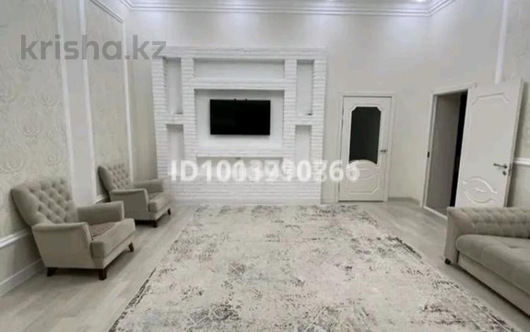 Отдельный дом · 6 комнат · 210 м² · 8 сот., Бәйдібек баба 282 за 51 млн ₸ в Таразе — фото 2