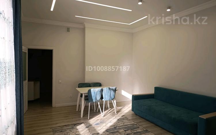2-комнатная квартира · 68 м² · 4/10 этаж, Айтматова 20/2 — Мухамедханова за 300 000 ₸ в Астане, Нура р-н — фото 2