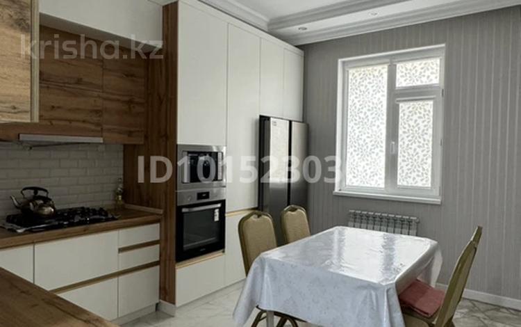 2-бөлмелі пәтер · 70 м² · 6/9 қабат, 17-ш/а., бағасы: 280 000 ₸ в Актау, 17-й мкр — фото 2