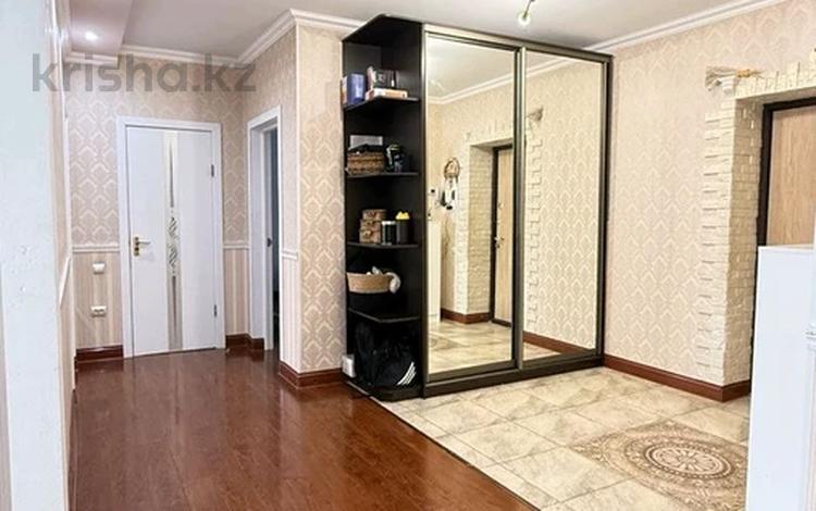 4-комнатная квартира · 164 м² · 1/5 этаж, мкр. Алтын орда 34 — мангелек ел за 63 млн ₸ в Актобе — фото 2