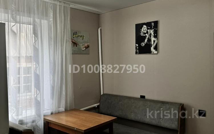 Отдельный дом · 3 комнаты · 60 м² · 9 сот., Ползунова 79 за 16.3 млн 〒 в Усть-Каменогорске, Ульбинский — фото 2