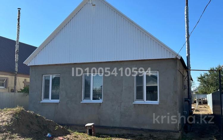 Отдельный дом · 3 комнаты · 90 м² · 5 сот., мкр. Зачаганск пгт — Сарыарка көшесі за 15 млн ₸ в Уральске — фото 2