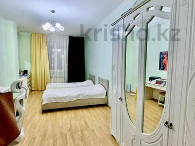 3-бөлмелі пәтер · 140 м² · 10/18 қабат, Калдаякова 11 — Тауельсиздик, бағасы: 55.9 млн ₸ в Астане, Сарайшык р-н