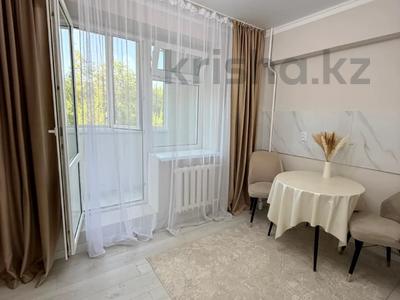 3-комнатная квартира · 52 м² · 3/5 этаж, Жарокова за 49.5 млн ₸ в Алматы, Бостандыкский р-н