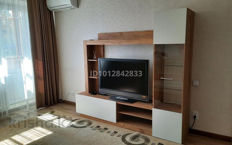 1-комнатная квартира · 38 м² · 3/5 этаж, проспект Абая 95 за 210 000 ₸ в Астане, р-н Байконур — фото 2