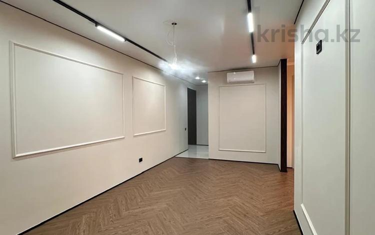 3-комнатная квартира · 63.7 м² · 8/10 этаж, Центральный 50а за 35 млн ₸ в Кокшетау — фото 2