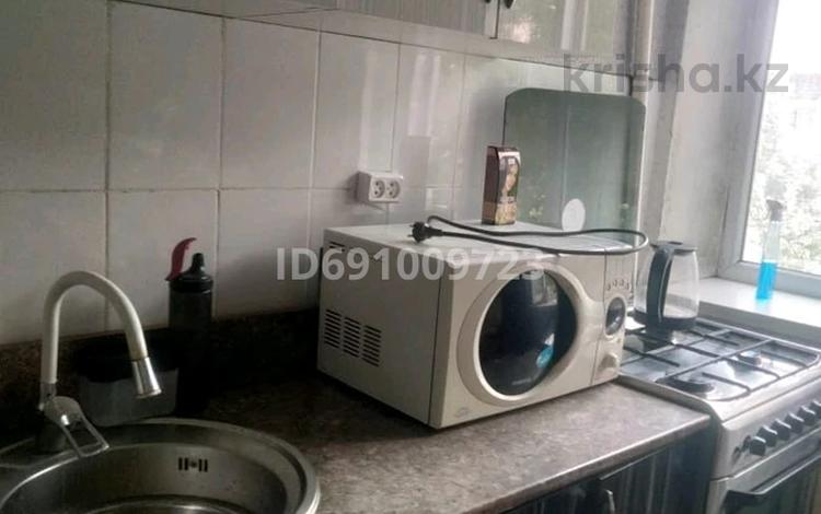 3-бөлмелі пәтер · 65 м² · 2/2 қабат, Гастелло, бағасы: 9 млн ₸ в Уштобе — фото 2