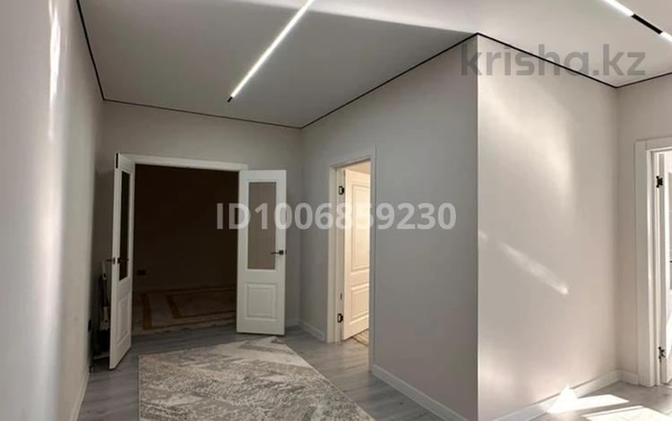 2-комнатная квартира · 65.4 м² · 4/9 этаж, мкр. Алтын орда 350 — Алтын орда 350 за 200 000 ₸ в Актобе — фото 2