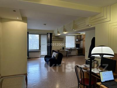3-комнатная квартира · 87 м² · 4/5 этаж, байсеитовой 40 — Байсеитовой Абая за 74 млн ₸ в Алматы