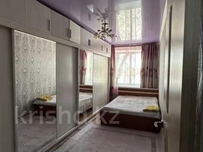 2-комнатная квартира, 50 м², 1/5 этаж помесячно, Военный городок 17 за 100 000 〒 в Талдыкоргане