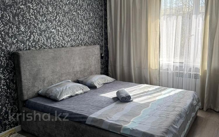 1-комнатная квартира · 30 м² · 3/4 этаж, 8-й микрорайон, Айбергенова 4 — Айбергенова 4 за 11 000 ₸ в Шымкенте, Туран р-н — фото 2