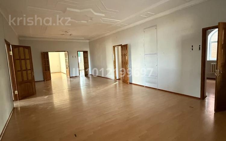Еркін, кеңселер, білім орталықтары, ойын-сауық · 260 м², бағасы: 550 000 ₸ в  — фото 2
