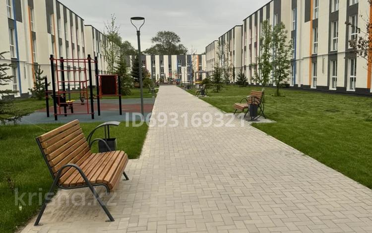 1-комнатная квартира, 41 м², 2/3 этаж, Устирт 5/4 за 16 млн 〒 в Алматы, Алатауский р-н — фото 2