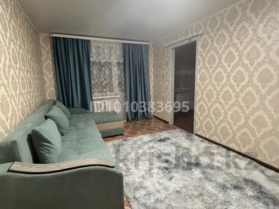 3-комнатная квартира · 45 м² · 5/5 этаж, Майкудук, 16й микрорайон за 10 млн ₸ в Караганде, Алихана Бокейханова р-н