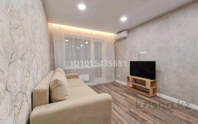 1-комнатная квартира · 38 м² · 5/9 этаж, Камзина 41/1 за 120 000 ₸ в Павлодаре — фото 2