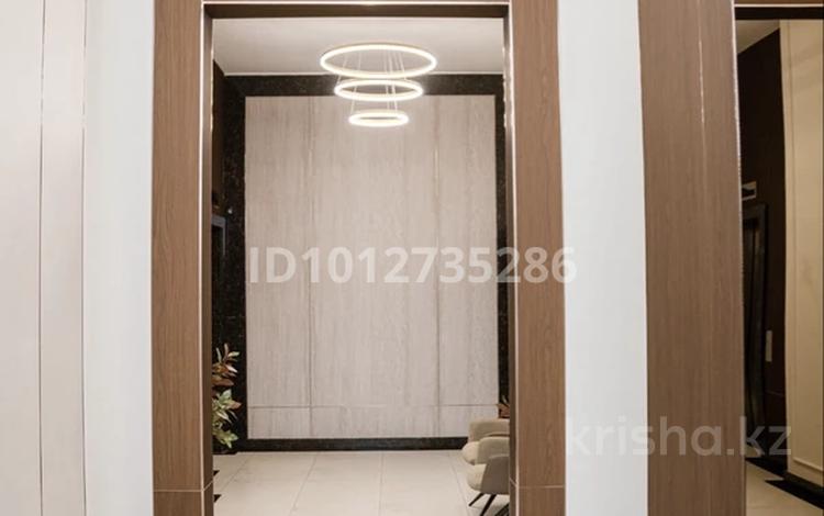 3-комнатная квартира · 132 м² · 7/9 этаж, Сыганак 62/3 — Абу даби за 109 млн ₸ в Астане, Есильский р-н — фото 2