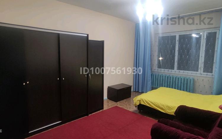 1-комнатная квартира · 43 м² · 3/5 этаж, мкр Алмагуль за 215 000 〒 в Алматы, Бостандыкский р-н — фото 2