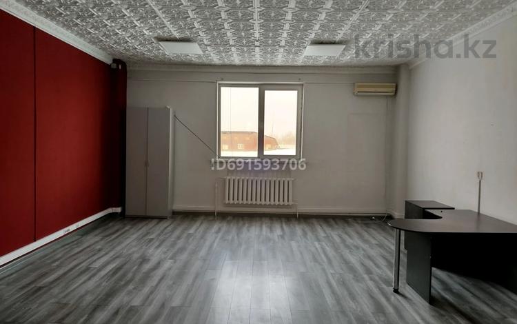 Офисы · 35 м² за 3 000 ₸ в Алматы, Жетысуский р-н — фото 2