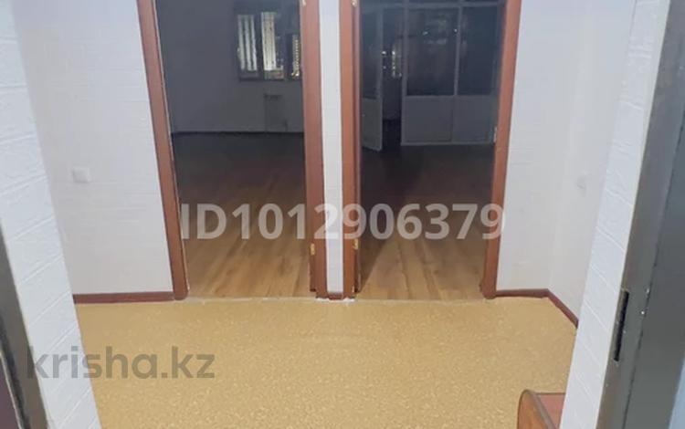 2-комнатная квартира · 70 м² · 7 этаж, мкр Нурсат 2 24 за 150 000 ₸ в Шымкенте, Каратауский р-н — фото 2