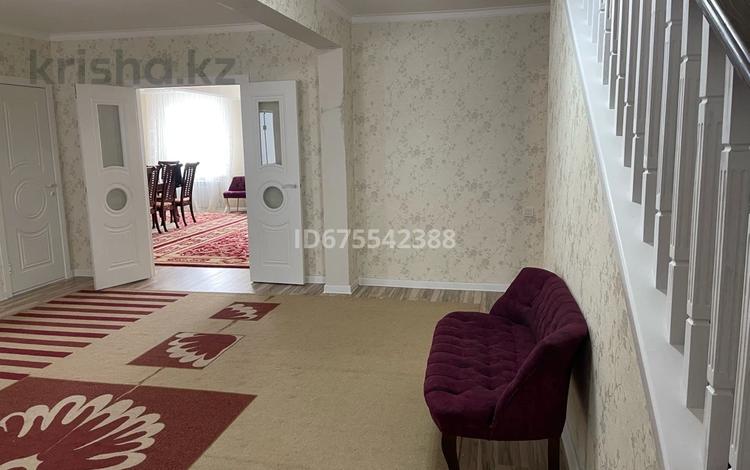 9-комнатный дом помесячно, 460 м², 15 сот., мкр Каргалы за 3 млн 〒 в Алматы, Наурызбайский р-н — фото 2