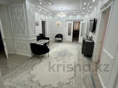 6-бөлмелі пәтер · 240 м² · 6/9 қабат, 17-ш/а. 30, бағасы: 95 млн ₸ в Актау, 17-й мкр
