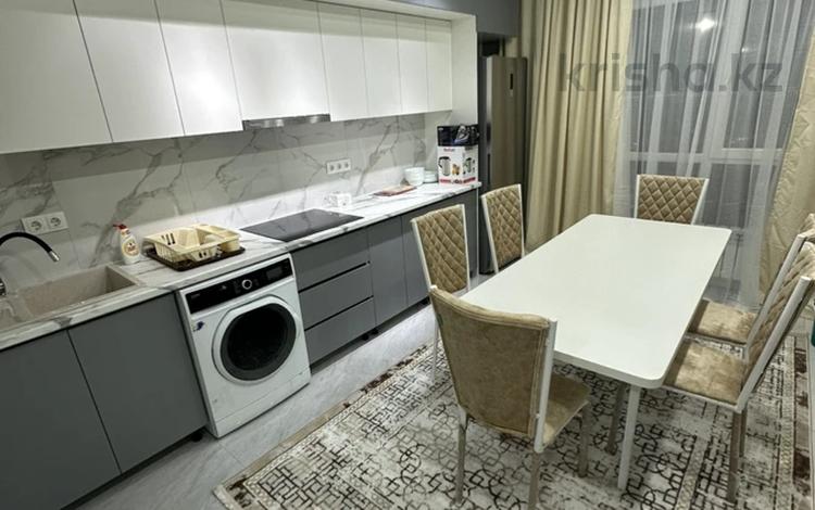 3-бөлмелі пәтер · 90 м² · 1/7 қабат, Касыма Шарипова 206/7, бағасы: 48 млн ₸ в Алматы, Алатауский р-н — фото 2