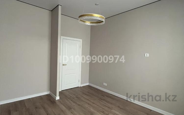 2-бөлмелі пәтер · 70 м² · 5/5 қабат, мкр. Алтын орда, Мкрн Батыс-2 19б, бағасы: 29 млн ₸ в Актобе — фото 2