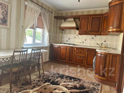 4-бөлмелі пәтер · 100 м² · 3/5 қабат, 15-ш/а. 28, бағасы: 200 000 ₸ в Актау, 15-й мкр